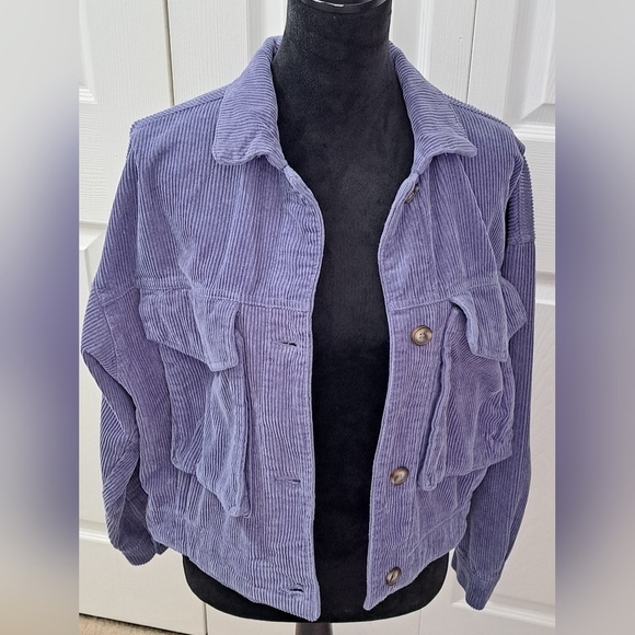 Corduroy Jacket With Large Flap Pockets Size S - Picture 6 of 8